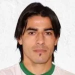 C. González
