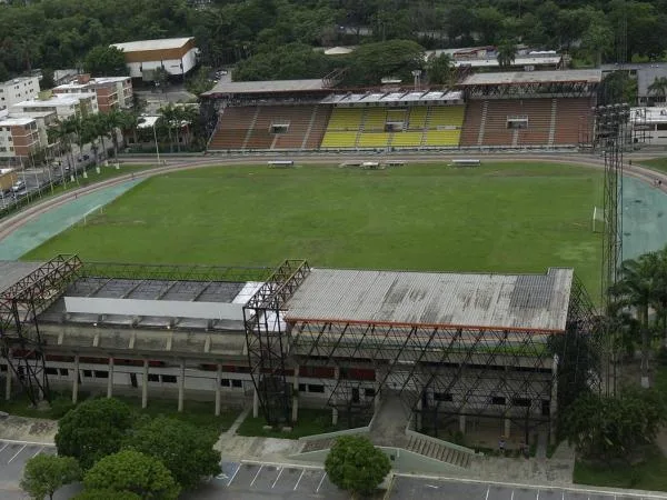 Estadio Polideportivo Misael Delgado