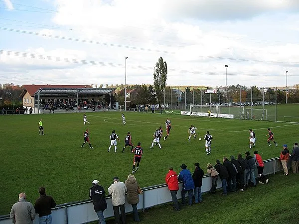 Kunstrasenplatz Hollenbach am Vereinsheim